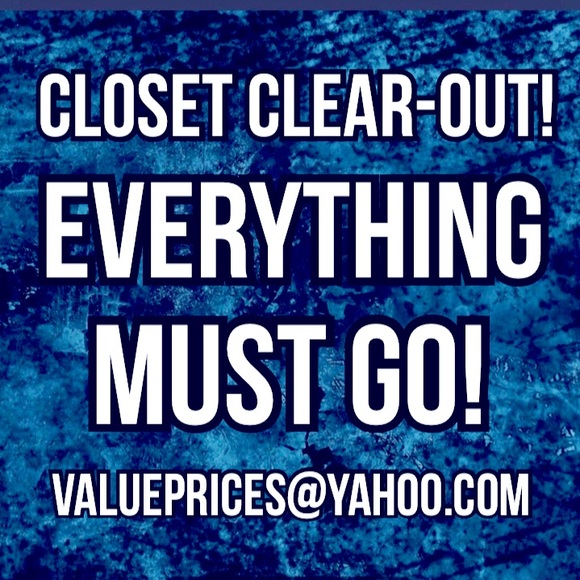 Closet Clear-Out Sign - Picture 3 of 3